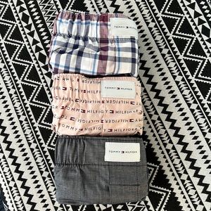 Tommy Hilfiger 100% Orrin classic woven boxers open fly ( 3 pk)